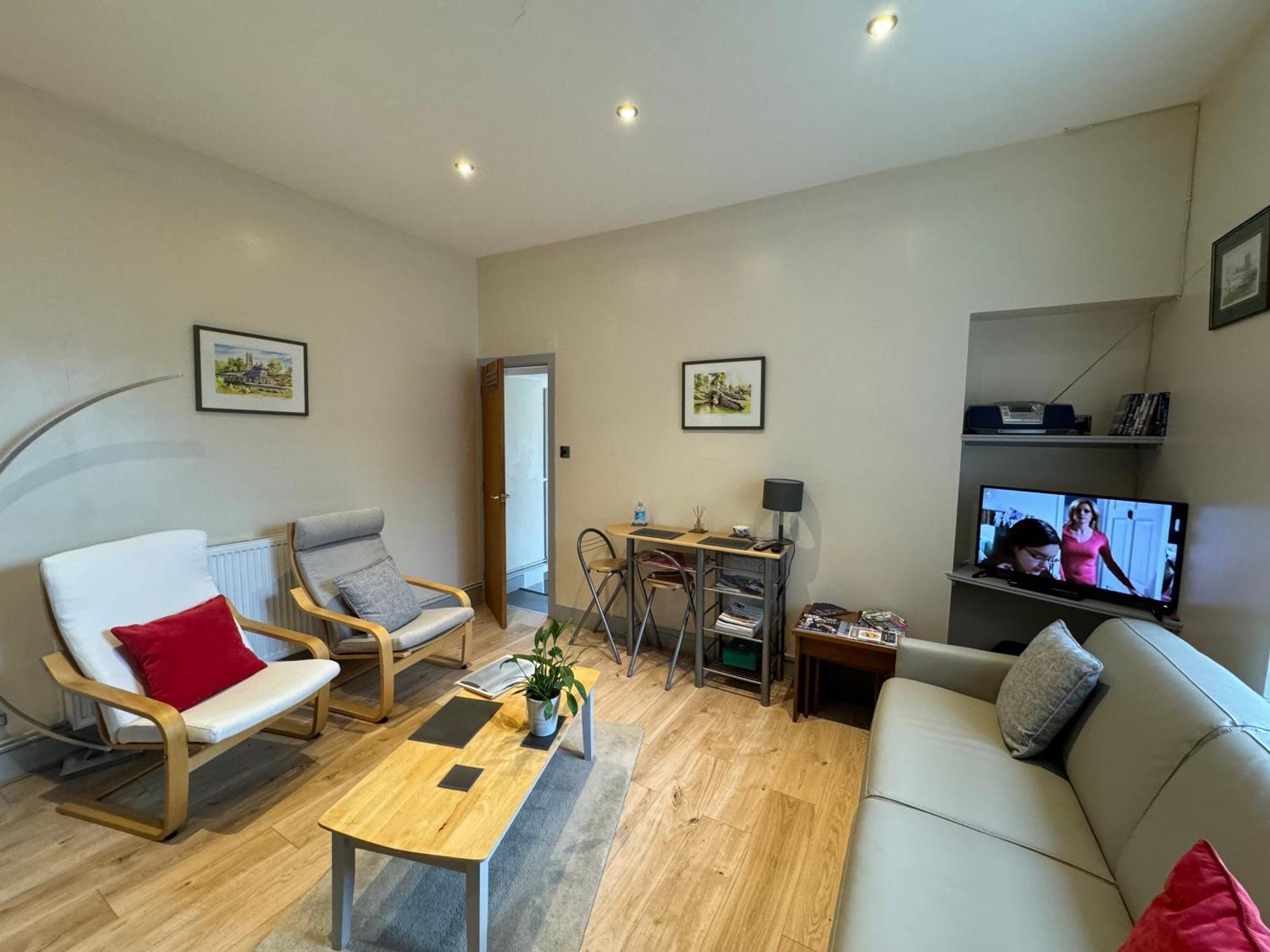 Апартаменты The Annex Keith Self Catering Wifi Private Parking Bkng Экстерьер фото
